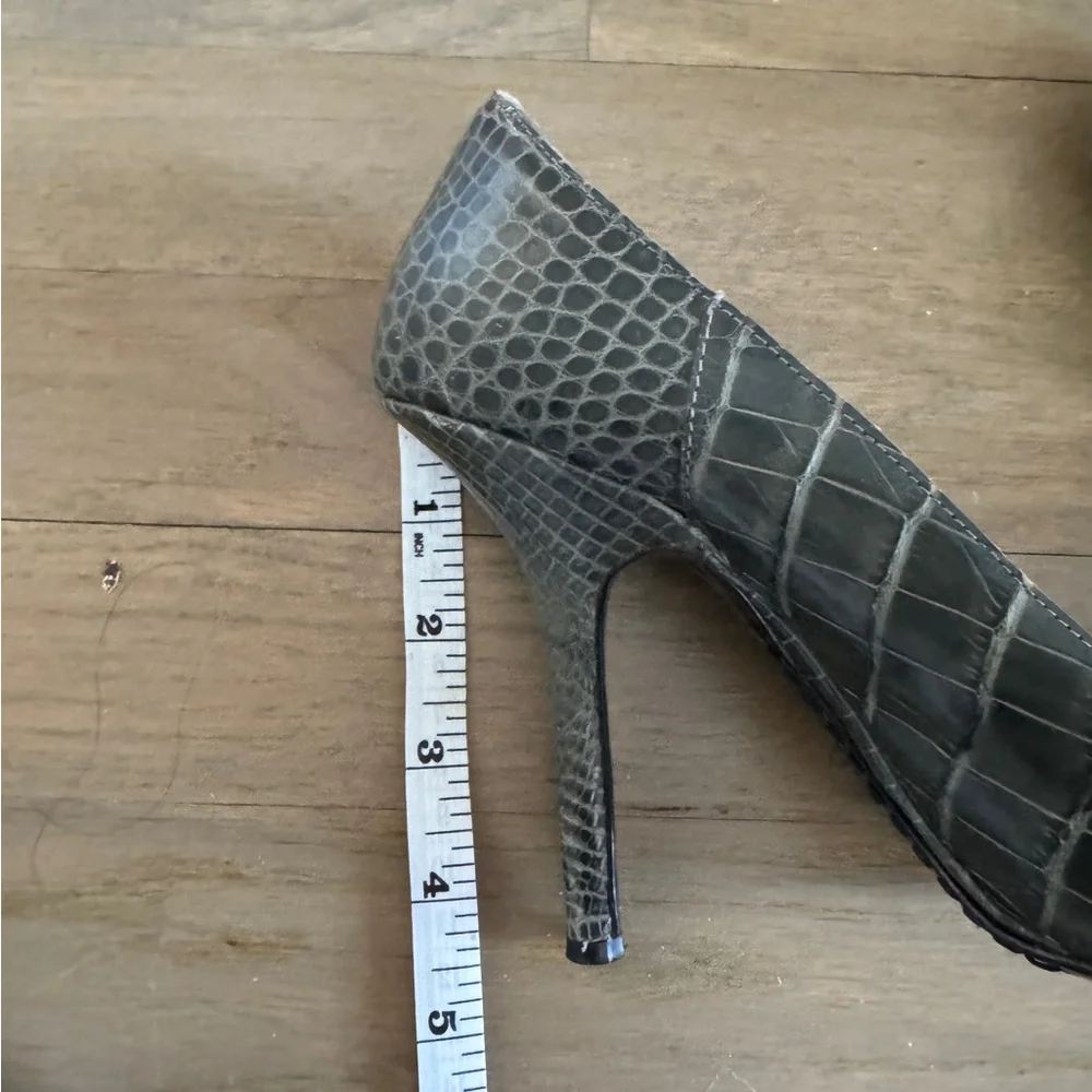 Calvin Klein Leather Croc Gray Stiletto Heels Round Toe Fashion Pumps Size 7